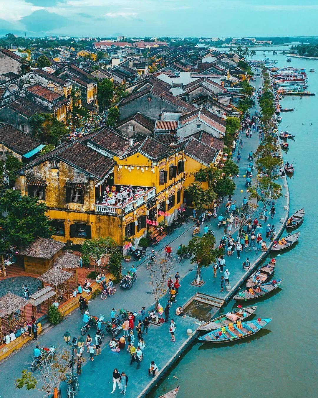 Vietnam Unforgettable Escape